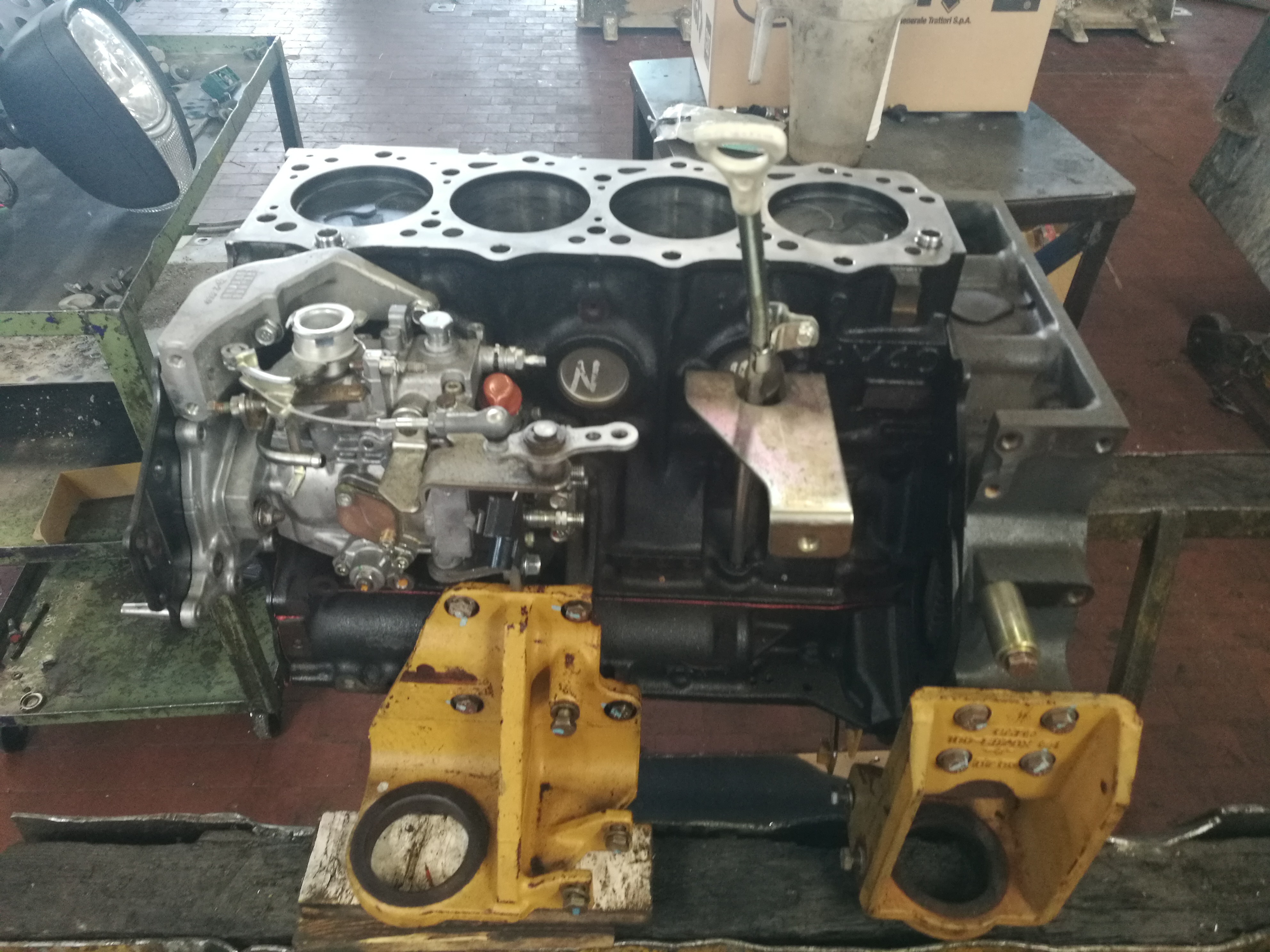 REVISIONE MOTORE
