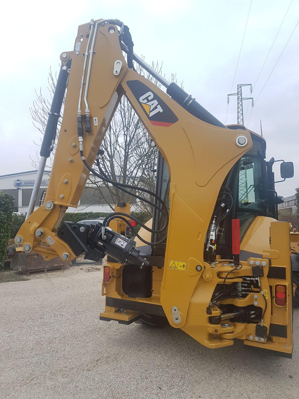 MONTAGGIO LINEE VALVOLE DI BLOCCO E ATTACCO RAPIDO