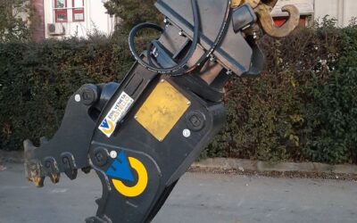 Montaggio Pinza Idraulica